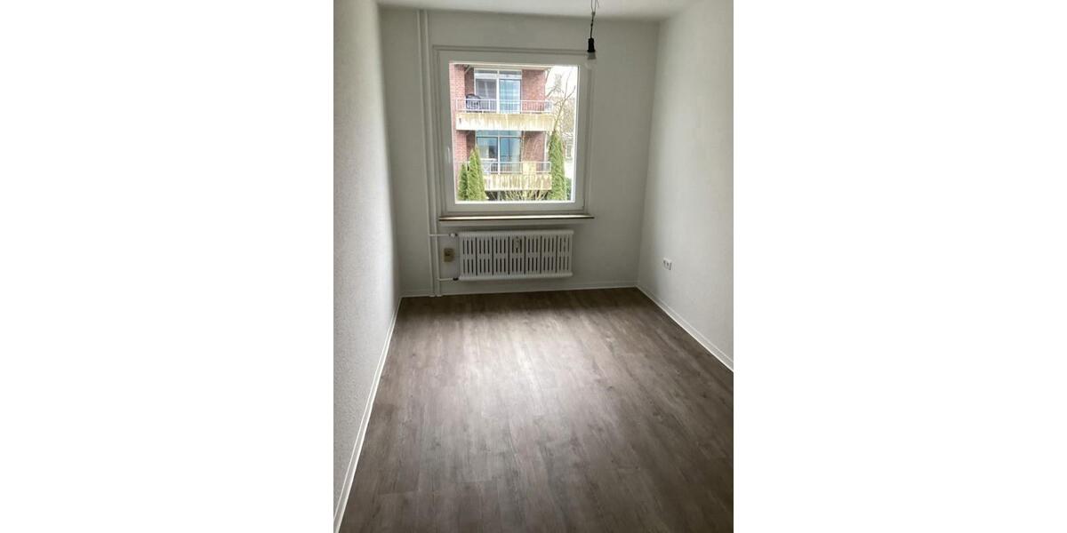 Etagenwohnung Gelsenkirchen Ückendorf - 3 Zimmer, 65 m&sup2;, 582&euro; | Angebot:24791143
