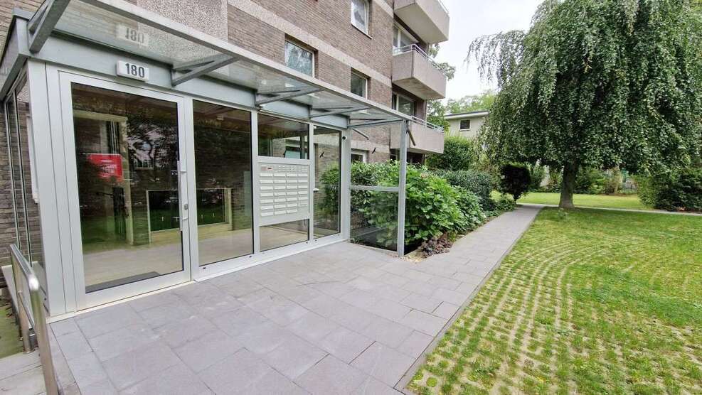 Wohnung zum Mieten in Duisburg 700 € 85 m² 3.5 zimmer