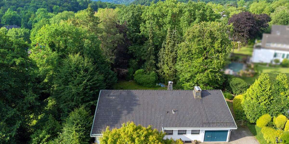 Einfamilienhaus Wuppertal Eckbusch - 6.5 Zimmer, 238 m&sup2;, 1.275.000&euro; | Angebot:26990925