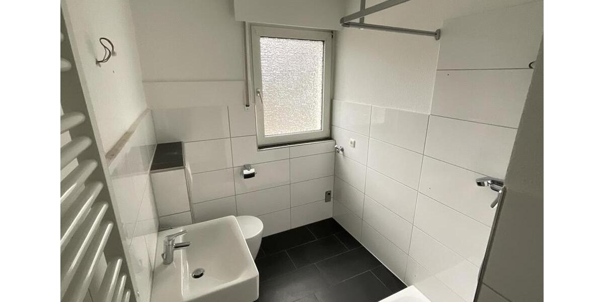 Erdgeschoßwohnung Duisburg Mittelmeiderich - 3 Zimmer, 66 m&sup2;, 579&euro; | Angebot:25258295