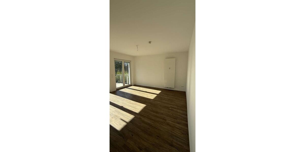 Etagenwohnung Duisburg Huckingen - 4 Zimmer, 118 m&sup2;, 1.650&euro; | Angebot:26276368