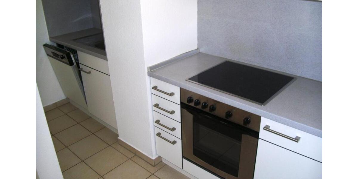 Sanierte Wohnung in Neudorf, ohne Balkon 2 zimmer