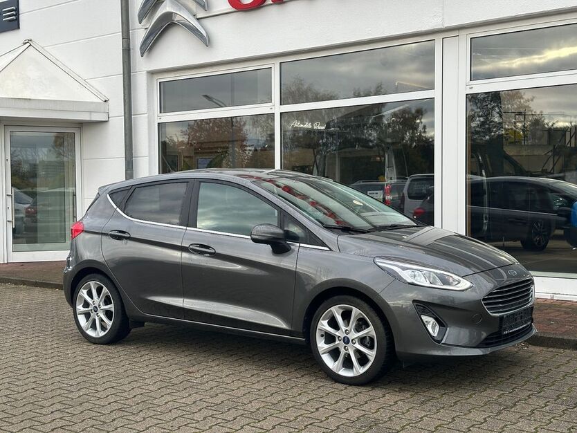Ford Fiesta 50.500 km 12.690 € Recklinghausen 45659