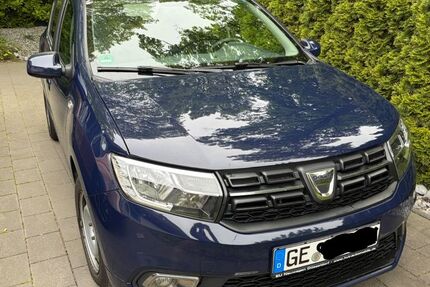 Dacia Sandero 97.500 km 8.950 &euro; Gelsenkirchen 45894