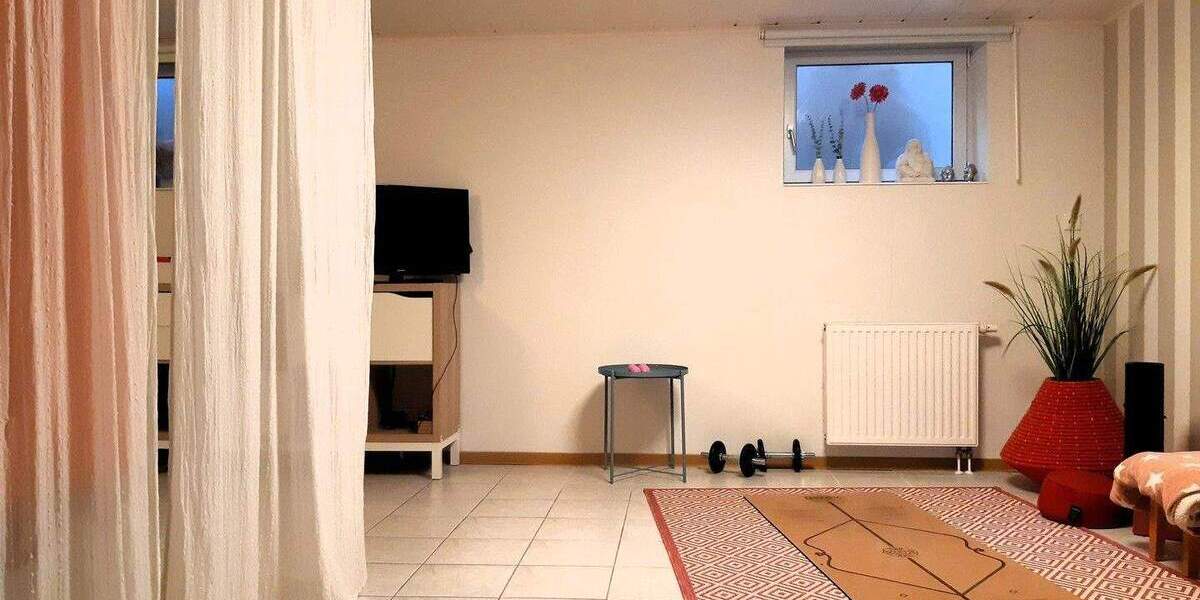 Reihenendhaus Dinslaken Innenstadt - 7 Zimmer, 230 m&sup2;, 599.000&euro; | Angebot:25631648