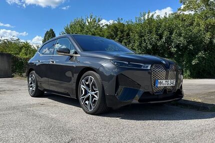 BMW iX 38.400 km 56.900 &euro; Mülheim an der Ruhr 45472