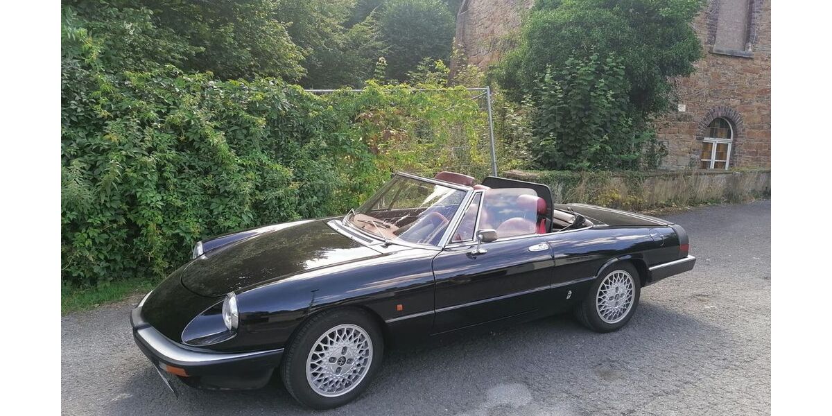 Alfa Romeo Spider 169.000 km 10.900 &euro; Bochum 44799