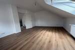 Frisch sanierte 44 m² Dachgeschoss-Singlewohnung - nur 3 Min. zum Phoenixsee, Dortmund-Schüren 2 zimmer