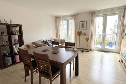 Gepflegte 2,5 Zimmer Eigentumswohnung mit Balkon, Stellplatz und Keller in Bochum Stiepel 2 zimmer