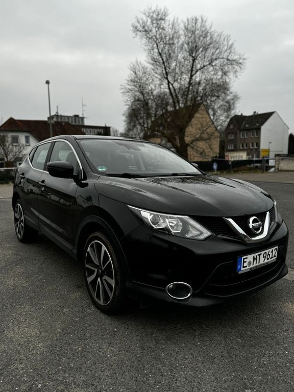 Nissan Qashqai 56.000 km 14.900 € Gelsenkirchen 45886