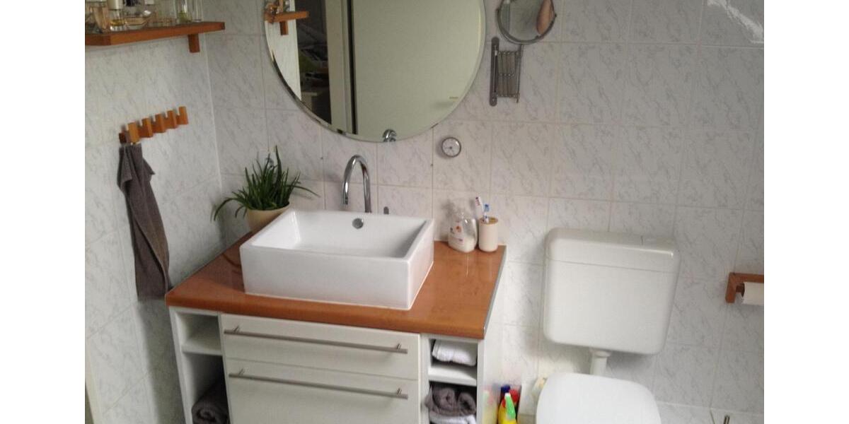 Dachgeschoßwohnung Bochum Eppendorf - 2.5 Zimmer, 63 m&sup2;, 508&euro; | Angebot:25398243