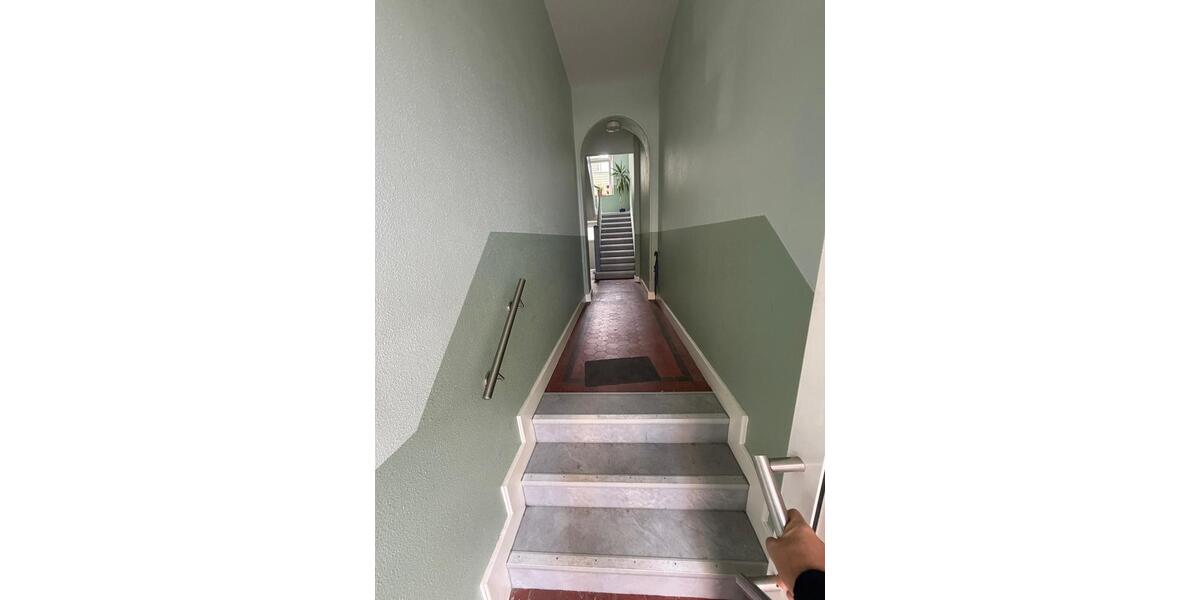 Dachgeschoßwohnung Velbert - 2 Zimmer, 80 m&sup2;, 90.000&euro; | Angebot:27426897