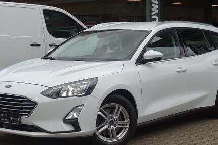 Ford Focus 66.600 km 16.990 &euro; Essen 45355