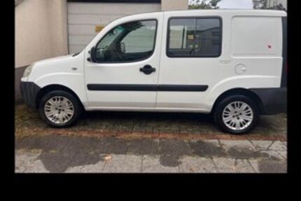 Fiat Doblo 208.000 km 3.000 &euro; Duisburg 47166