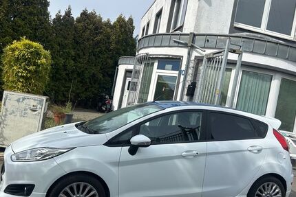 Ford Fiesta 84.000 km 6.290 &euro; Essen 45326