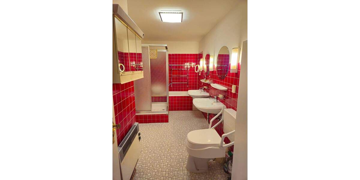 Bungalow Sprockhövel Haßlinghausen - 5 Zimmer, 146 m&sup2;, 349.000&euro; | Angebot:24778662