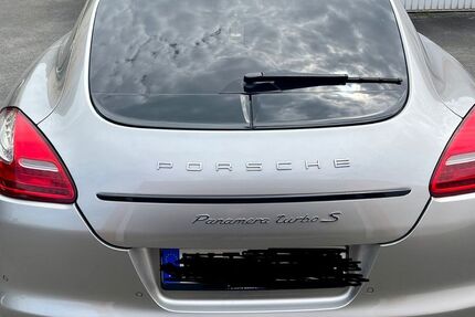 Porsche Panamera 63.000 km 42.999 € Dortmund 44369