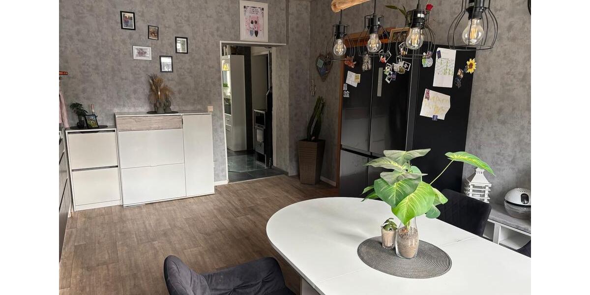 Reihenhaus Herten Bertlich - 7 Zimmer, 183 m&sup2;, 380.000&euro; | Angebot:27426570