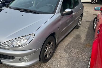Peugeot 206 113.050 km 2.250 € Essen Alteessen 45326
