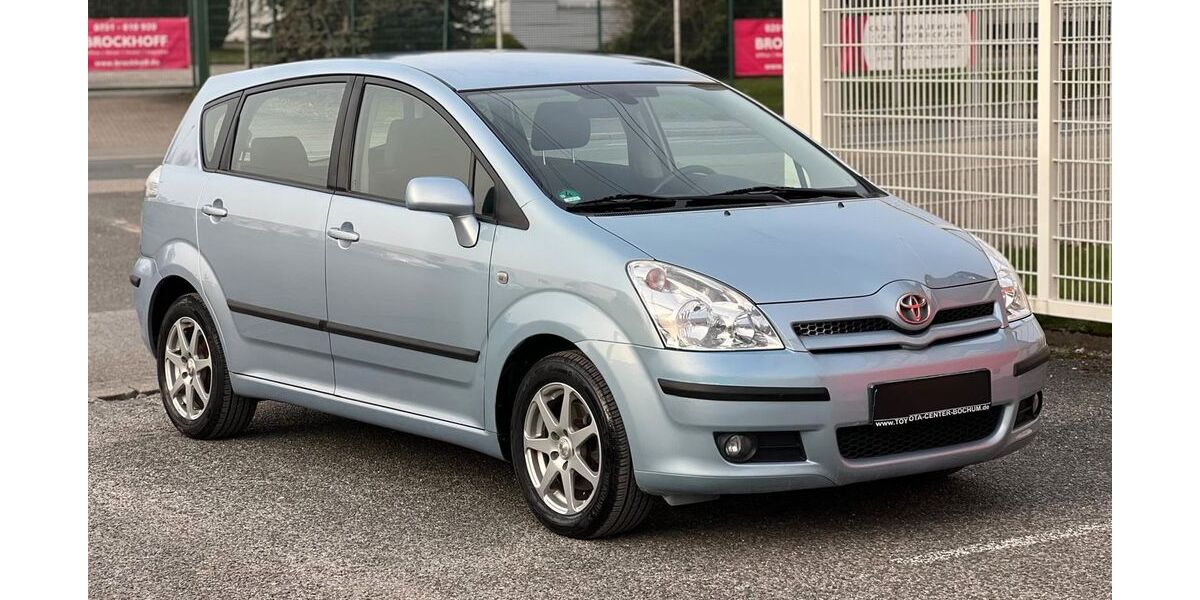 Toyota Corolla Verso 112.000 km 5.900 &euro; Essen 45329