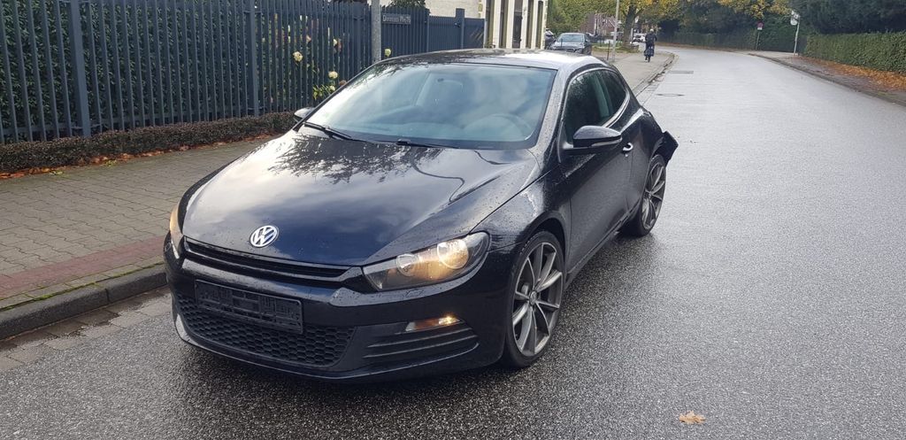 VW Scirocco 199.000 km 3.999 € Gelsenkirchen 45889