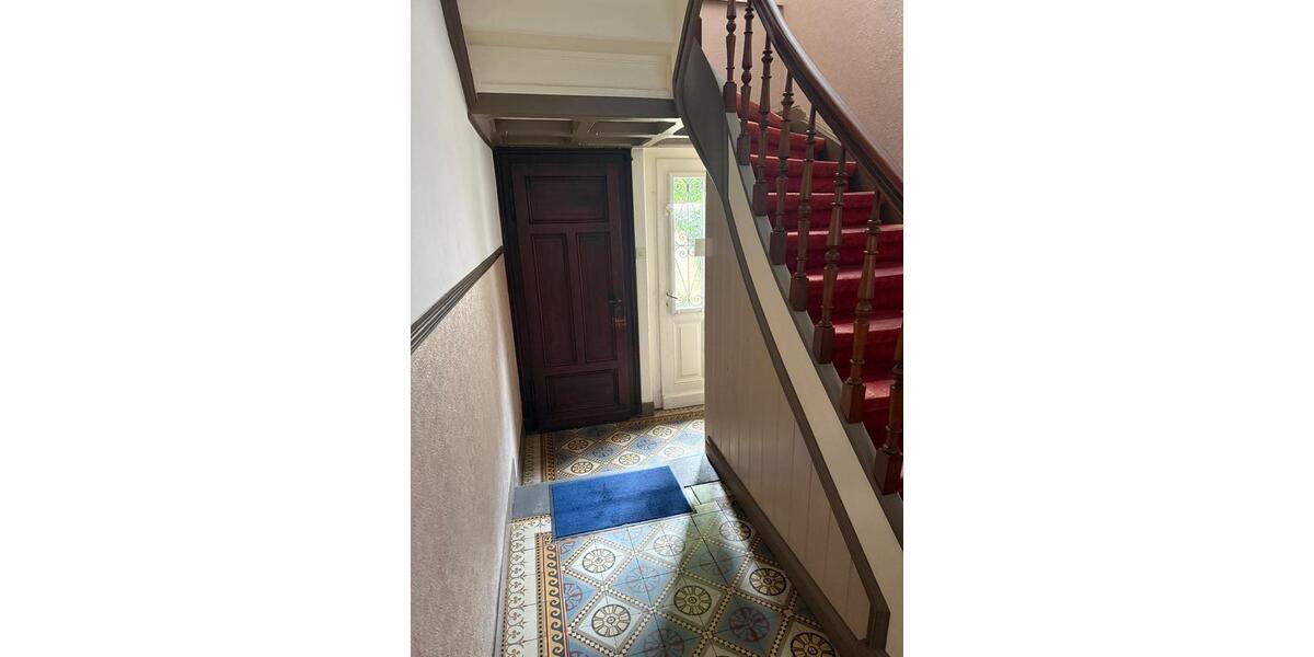 Seltene Gelegenheit für Altbauliebhaber - Verkauf von Privat zimmer