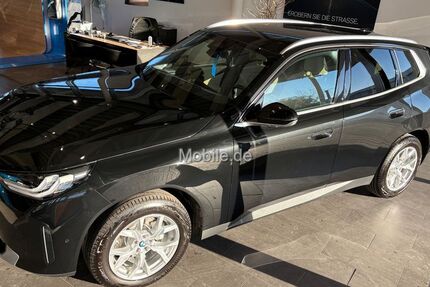 BMW X3 3.699 km 54.800 &euro; Duisburg 47119