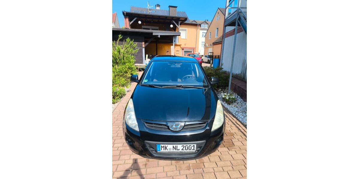 Hyundai i20 147.572 km 2.000 &euro; Dortmund 44388