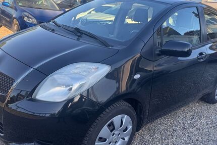 Toyota Yaris 49.000 km 4.999 &euro; Essen 45355