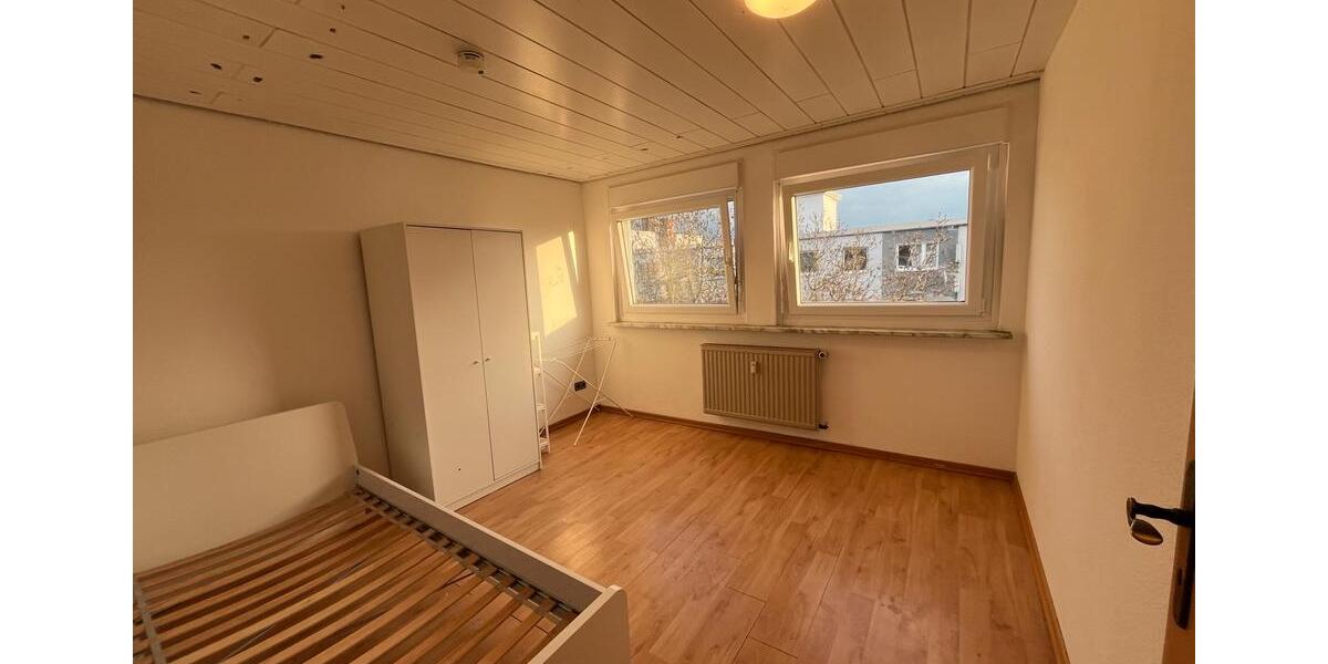 Dachgeschoßwohnung Bochum Bochum-Mitte - 1 Zimmer, 20 m&sup2;, 400&euro; | Angebot:25625225