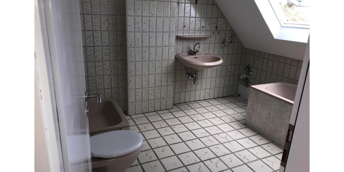 Dachgeschoßwohnung Dortmund Hörde - 1.5 Zimmer, 43 m&sup2;, 125.000&euro; | Angebot:26423526