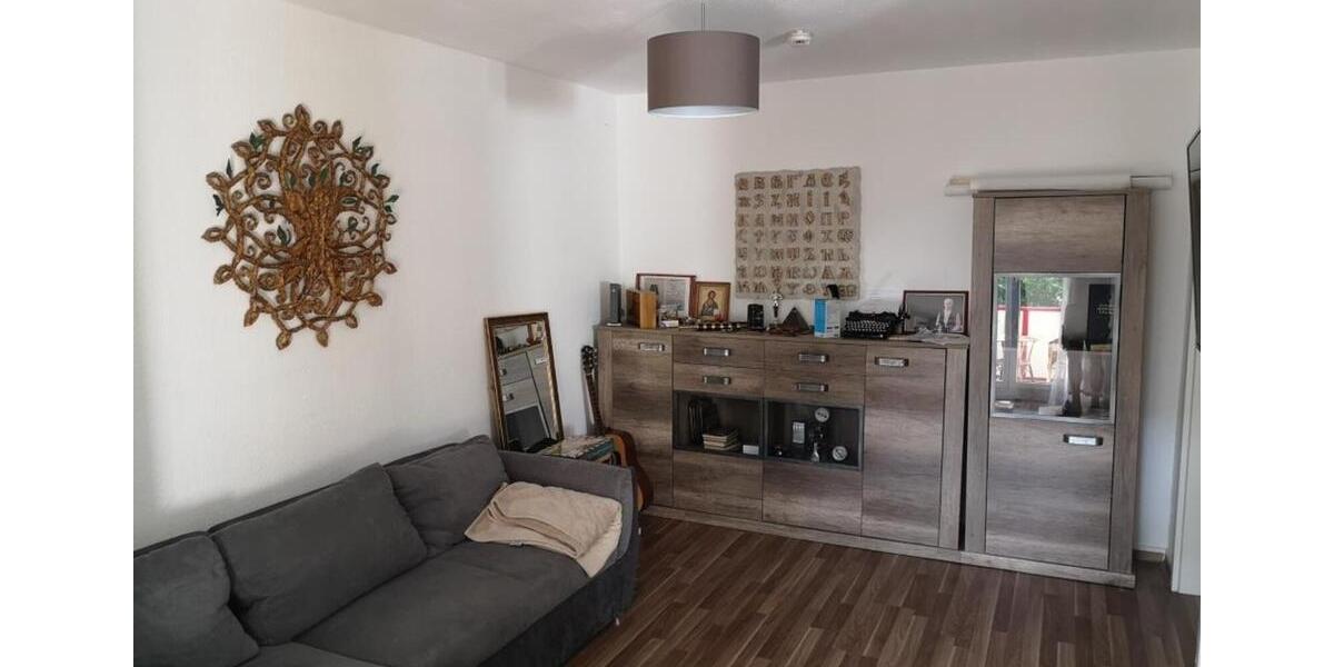 Erdgeschoßwohnung Essen Stadtbezirk III - 2.5 Zimmer, 50 m&sup2;, 434&euro; | Angebot:26389106