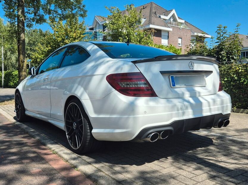 Mercedes-Benz C 250 160.000 km 13.300 € Mülheim an der Ruhr 45481