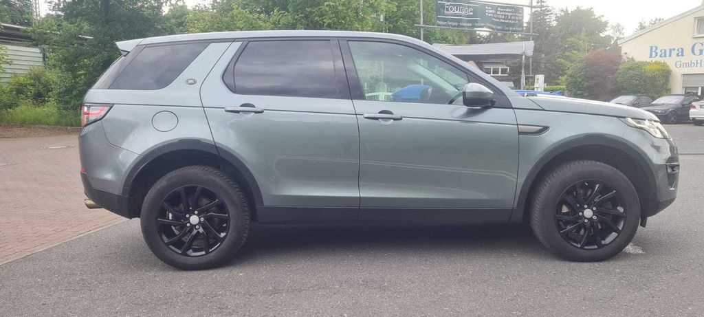 Land Rover Discovery Sport 187.000 km 14.990 € Ratingen 40885