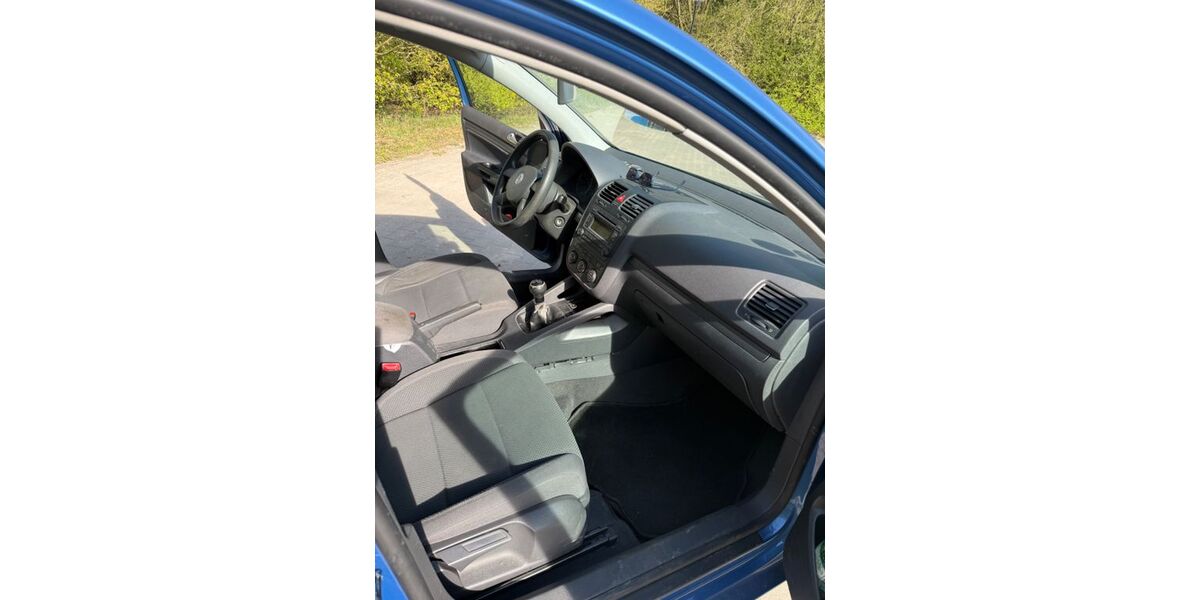 VW Golf 323.000 km 1.500 &euro; VELBERT 42549