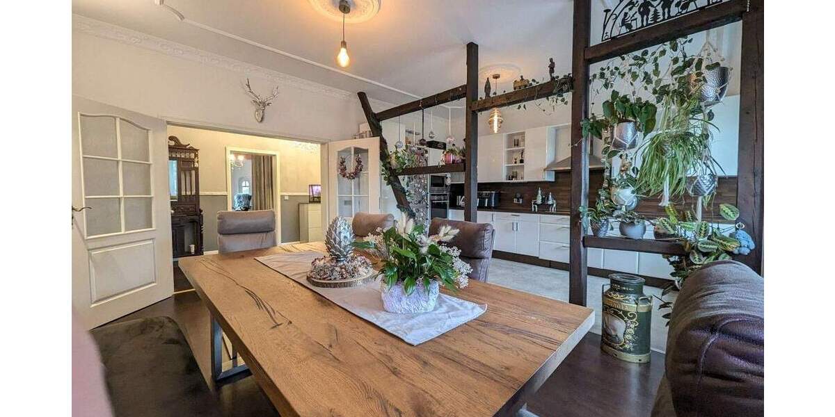 Etagenwohnung Duisburg Mittelmeiderich - 5 Zimmer, 132 m&sup2;, 199.900&euro; | Angebot:25630246