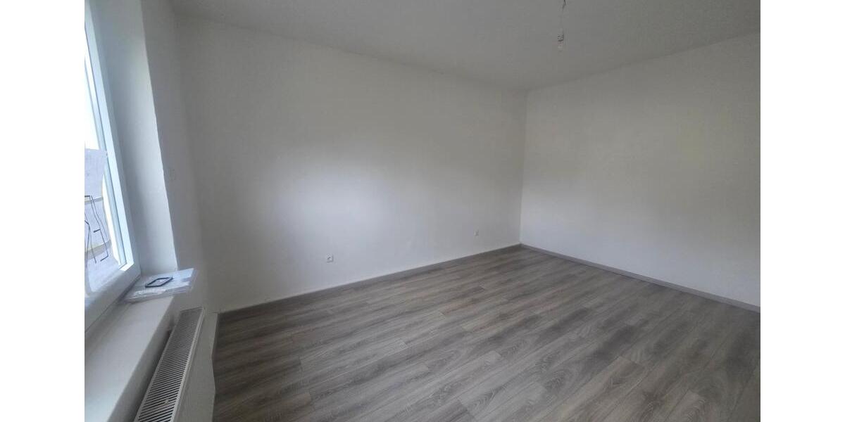 frisch renovierte Wohnung Bochum-Riemke, WG geeignet inkl. Küche 2 zimmer