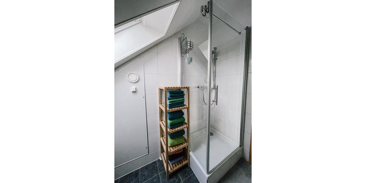 Reihenhaus Essen Stadtbezirk VI - 5 Zimmer, 127 m&sup2;, 1.970&euro; | Angebot:25307308