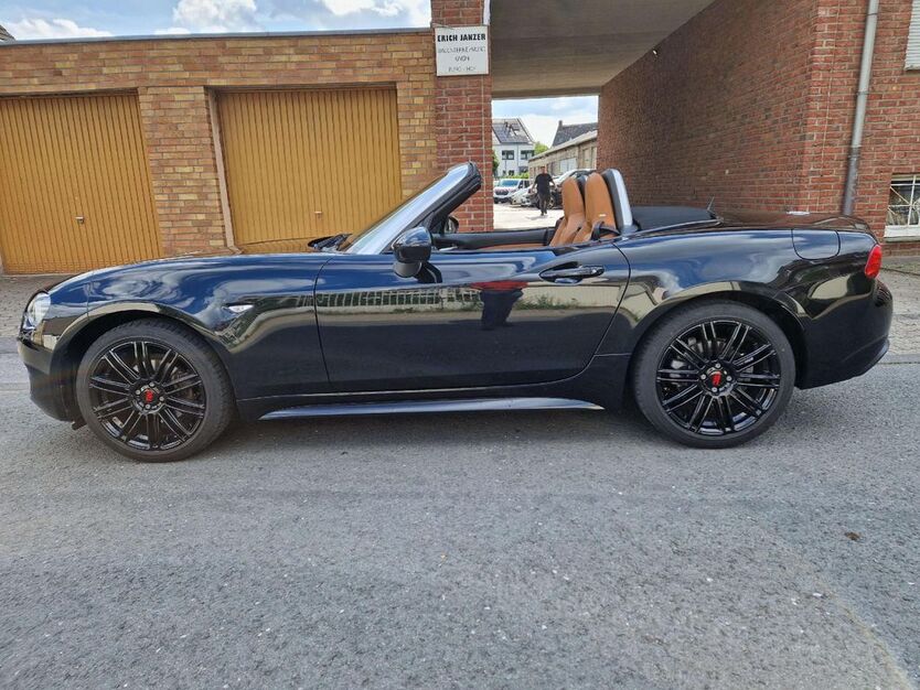 Fiat 124 Spider 86.000 km 15.989 € Gelsenkirchen 45881