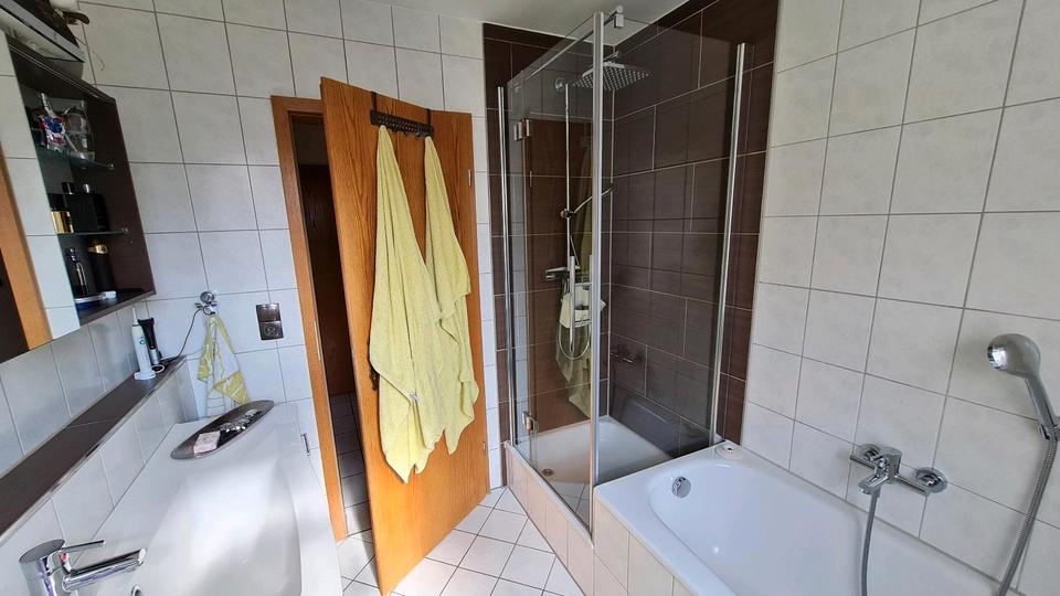 Etagenwohnung Dortmund Mengede - 3.5 Zimmer, 81 m&sup2;, 319.000&euro; | Angebot:23797275