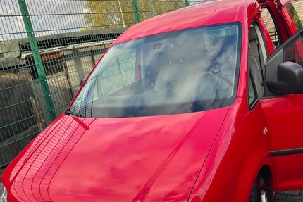 VW Caddy 192.000 km 3.750 &euro; Essen 45121