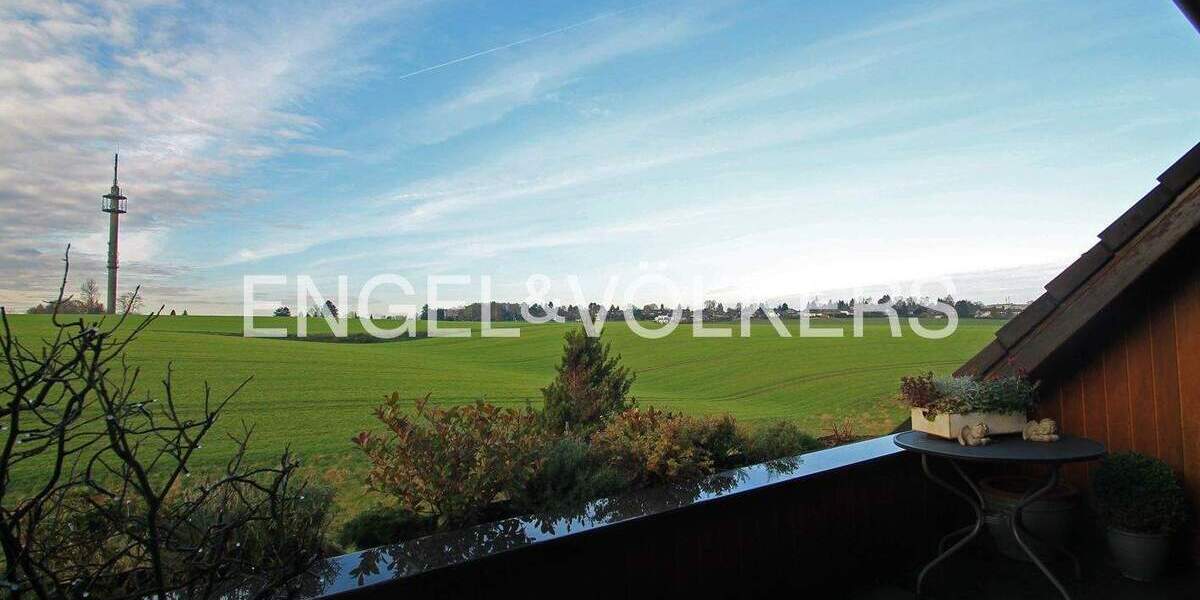 Wohnen mit Aussicht: Ruhige 3-Zimmer-Wohnung mit Terrasse und Balkon! 3 zimmer