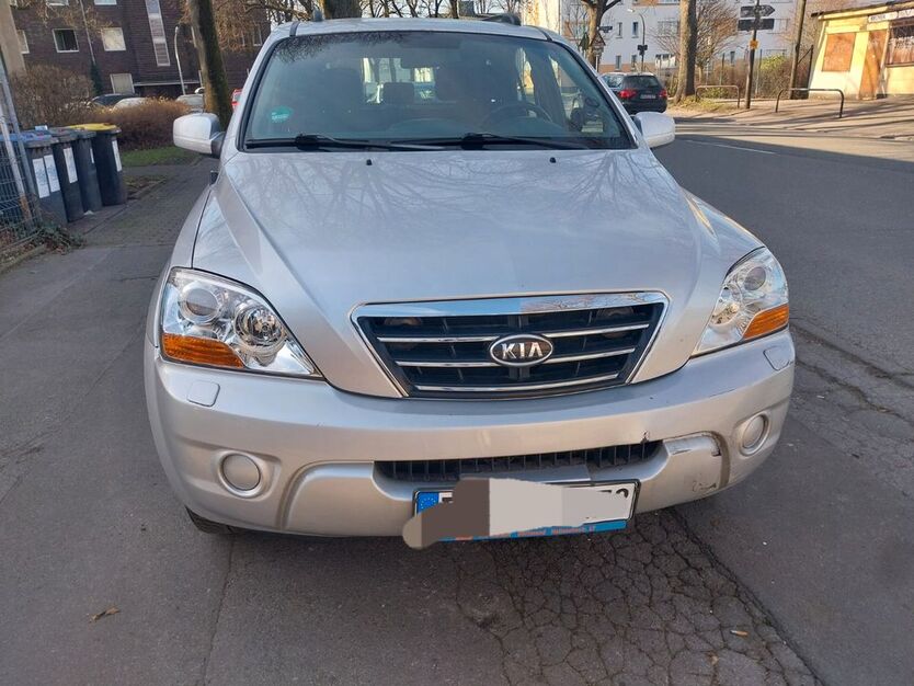Kia Sorento 215.000 km 3.850 € Dortmund 44143
