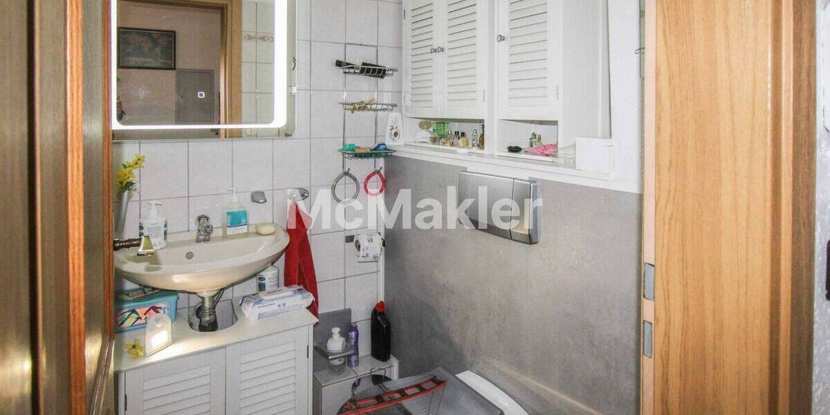 Etagenwohnung Gelsenkirchen Schalke - 3 Zimmer, 100 m&sup2;, 135.000&euro; | Angebot:26852981
