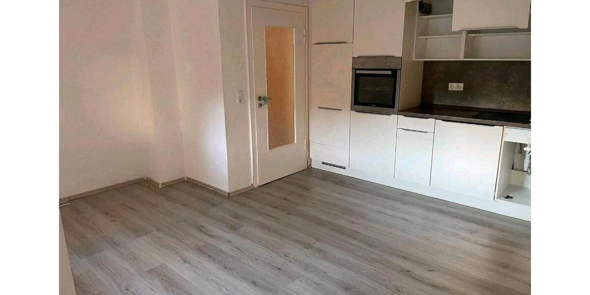 Erdgeschoßwohnung Gelsenkirchen Gelsenkirchen-Nord - 4 Zimmer, 107 m&sup2;, 1.250&euro; | Angebot:26051053