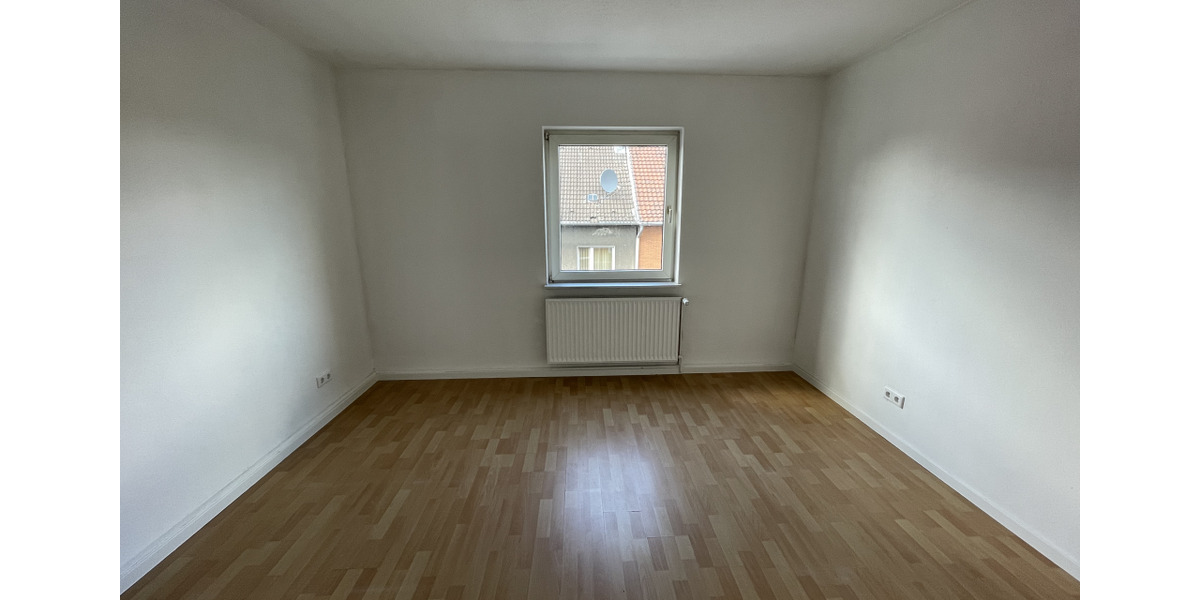 Etagenwohnung Gelsenkirchen Rotthausen - 3 Zimmer, 81 m&sup2;, 570&euro; | Angebot:26182882