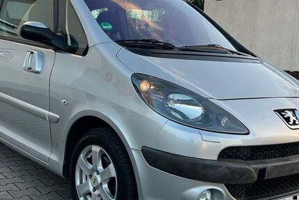 Peugeot 1007 100.000 km 3.999 € Essen 45143