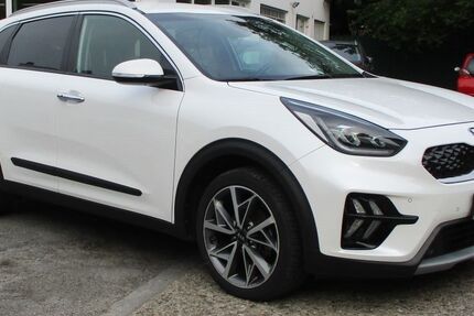 Kia Niro 44.200 km 21.500 € Dortmund 44263