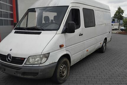 Mercedes-Benz Sprinter 218.000 km 2.450 &euro; Essen 45356