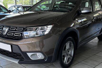 Dacia Logan 101.660 km 9.550 &euro; Gevelsberg 58285